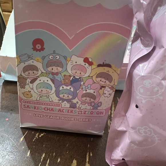 Sanrio x Zzoton Love-League Buddies Box - Picture 2 of 5